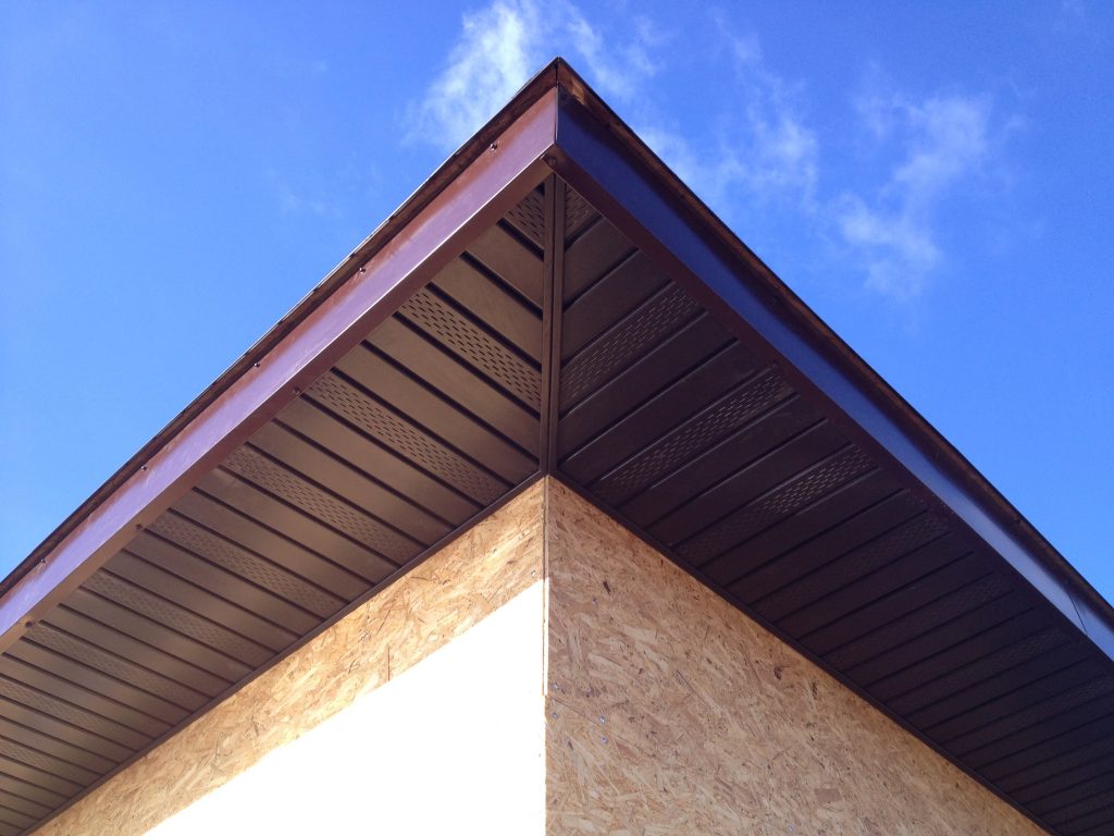 Варианты подшива свесов